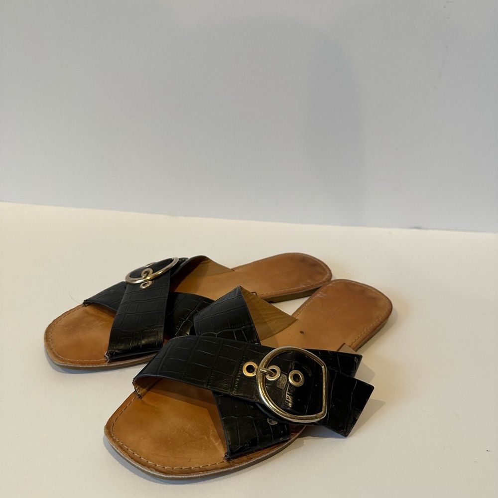 Sandals - Picture 3 of 5